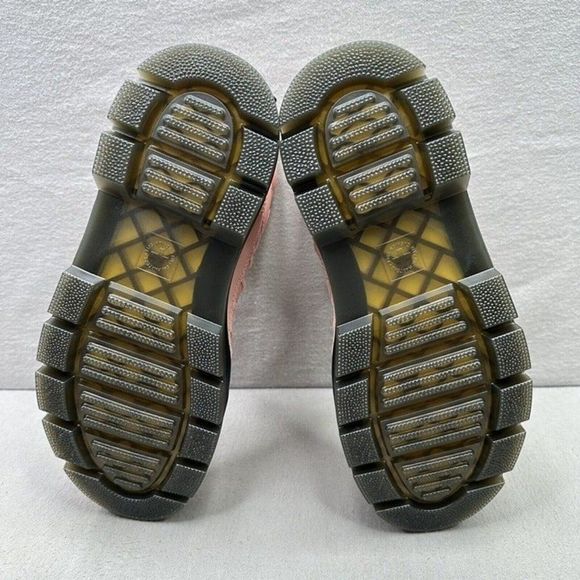 Dr. Martens Buwick Womens Size 8 Boots Combat Peach Leather Extra Tough Lace Up - Picture 7 of 9